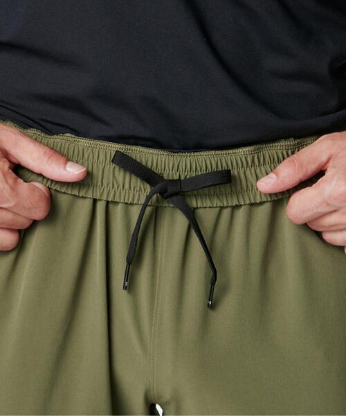 UNDER ARMOUR(アンダーアーマー)の「UAストレッチウーブン パンツ(ライフスタイル/メンズ)(その他パンツ・メンズ・カーキ・M/XL/L/2XL/S)」の6枚目の写真