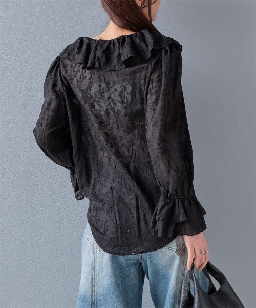 Rejoule(リジュール)の「花柄レース ビッグカラーフリルブラウスチュニック(シャツ/ブラウス・レディース・ブラック/アイボリー・FREE)」の8枚目の写真