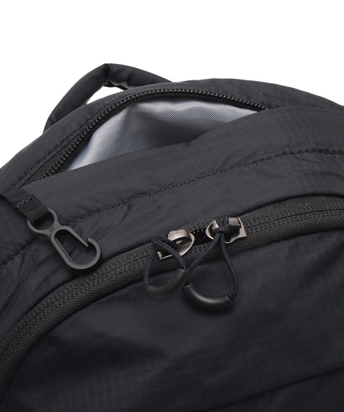 SALOMON（サロモン）の「SALOMON XT 10 / サロモン XT 10（バックパック/リュック・メンズ・ブラック・ONE SIZE）」の6枚目の写真