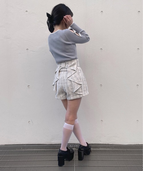 abc une face(アーベーセーアンフェイス)の「バックリボンショートパンツ(その他パンツ・レディース・ホワイト/ブラック・FREE)」の8枚目の写真