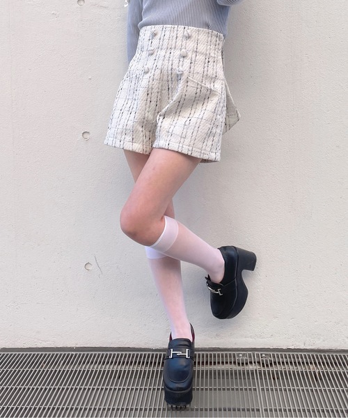 abc une face(アーベーセーアンフェイス)の「バックリボンショートパンツ(その他パンツ・レディース・ホワイト/ブラック・FREE)」の7枚目の写真