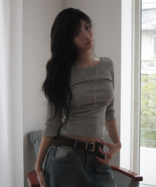 modimood（モディムード）の「[MADE] MOMU BASIC デイリー華奢見えネック7分袖Tシャツ（Tシャツ/カットソー・レディース・アイボリー/ネイビー/グレー・FREE/2/1）」の11枚目の写真