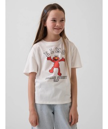 GAP（ギャップ）の「GapKids | セサミストリート オーバーサイズ グラフィックTシャツ（Tシャツ/カットソー）」
