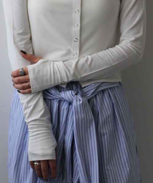 bohmal（ボマール）の「【接触冷感】【UVカット】【抗菌防臭】バンブークルーネックカーディガン（カーディガン/ボレロ・レディース・レッド/ホワイト・FREE）」の9枚目の写真