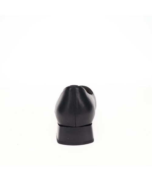 HIMIKO(ヒミコ)の「【HIMIKO】【WEB限定】メタルバーアクセントパンプス/640013(パンプス・レディース・ブラック・21.5cm/22.0cm/22.5cm/23.5cm/24.0cm/24.5cm/25.0cm/25.5cm/26.5cm/23.0cm/26.0cm)」の5枚目の写真