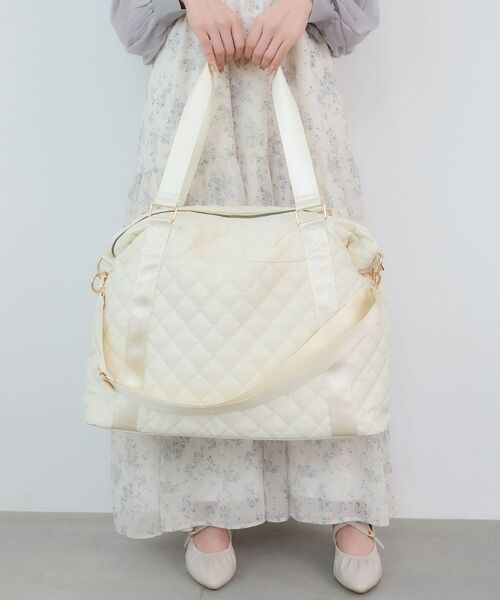 MAJESTIC LEGON（マジェスティックレゴン）の「キルティングトラベルボストン（L）（ボストンバッグ・レディース・ブラック/アイボリー・FREE）」の14枚目の写真