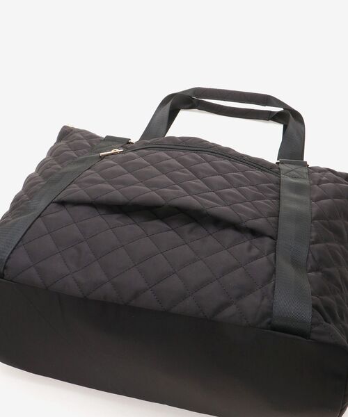 MAJESTIC LEGON（マジェスティックレゴン）の「キルティングトラベルボストン（L）（ボストンバッグ・レディース・ブラック/アイボリー・FREE）」の5枚目の写真