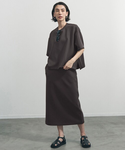 UNFILO(アンフィーロ)の「BEAUTY FORM JERSEY light Iラインスカート(スカート・レディース・グレー系/ブラック系/ベージュ系・SMALL/MEDIUM/MT/LARGE/LT/X-SMALL)」の14枚目の写真