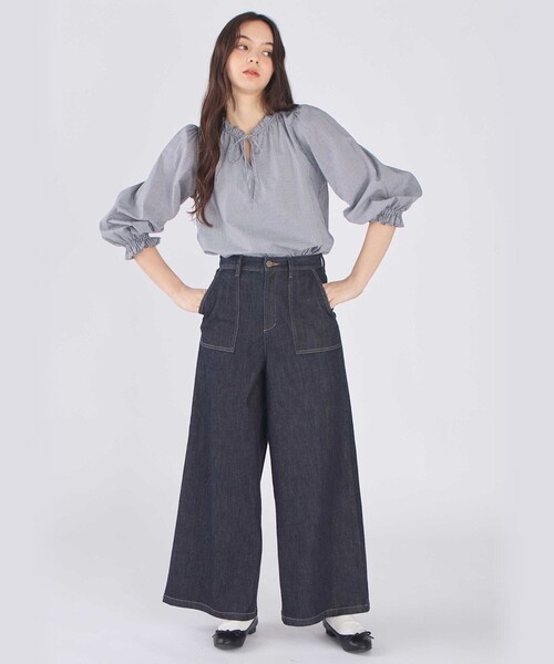 To b. by agnes b.(トゥービーバイアニエスベー)の「ギンガムチェック コットン フリル 長袖 ブラウス(シャツ/ブラウス・レディース・ネイビー・40/38/36)」の8枚目の写真
