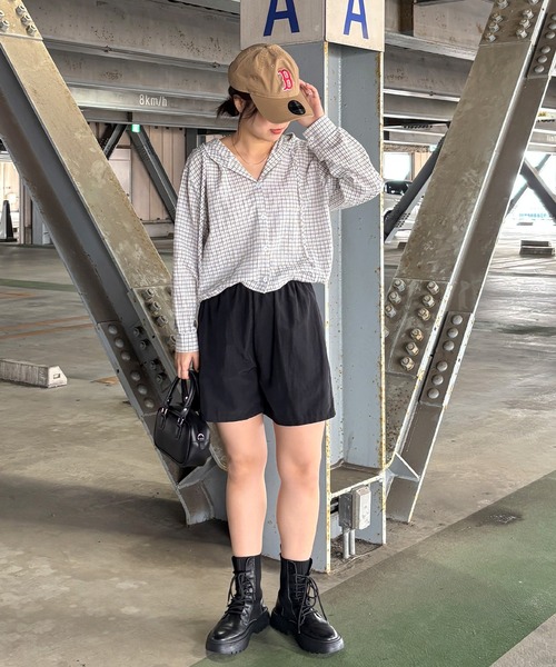 ISOOK（アイスー）の「【ISOOK / アイスー】フード付きチェックシャツ / フード付きシャツ クロップド丈 ショート丈 カーディガン 羽織り 春服 ホワイト ブラック ZOZOTOWN限定（シャツ/ブラウス・レディース・ブラック/ホワイト・FREE）」の18枚目の写真