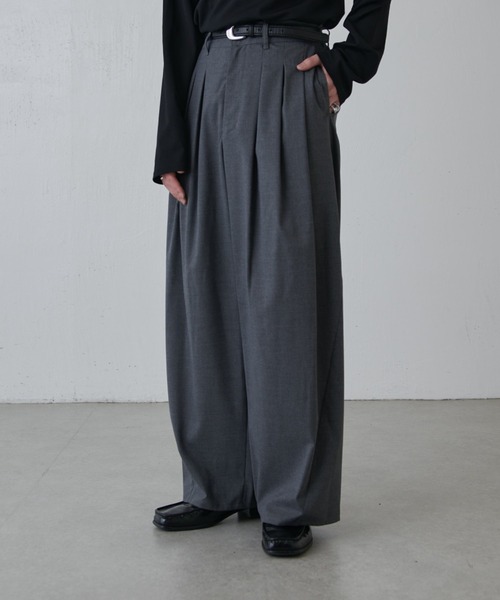Lui's（ルイス）の「インバーテッドプリーツワイドパンツ（その他パンツ・メンズ・グレー/ブラック・S/M）」の12枚目の写真