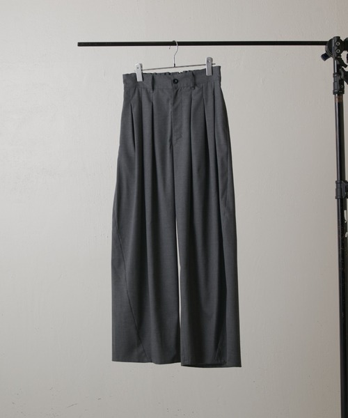 Lui's（ルイス）の「インバーテッドプリーツワイドパンツ（その他パンツ・メンズ・グレー/ブラック・S/M）」の21枚目の写真