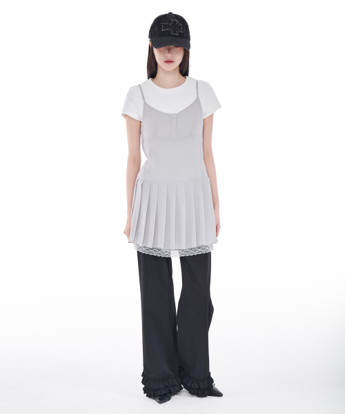 ALKI ALKA(アルキアルカ)の「Pleated Chiffon Mini Dress (Light Gray)(ワンピース・レディース・ホワイト・MEDIUM/SMALL/FREE)」の3枚目の写真
