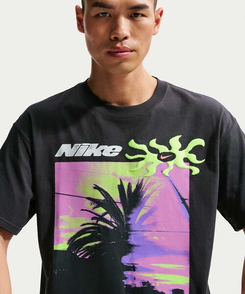 NIKE(ナイキ)の「ナイキ スポーツウェア Tシャツ / Nike Sportswear T-Shirt IH1372-045 Off Noir(Tシャツ/カットソー・メンズ・ブラック系その他・S/XL/2XL/L/M)」の3枚目の写真