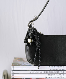 Chillfar（チルファー）の「Flowerバッグチャーム（キーホルダー）」