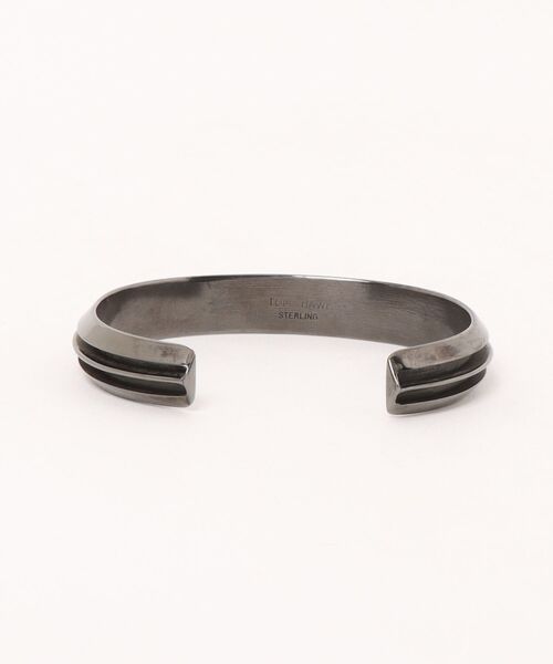 Indian Jewelry（インディアンジュエリー）の「「Indian Jewelry/インディアンジュエリー」トムホーク スモール バングル w/ブラックロジウムコーティング（バングル/リストバンド・メンズ・アンティークシルバー・FREE）」の4枚目の写真