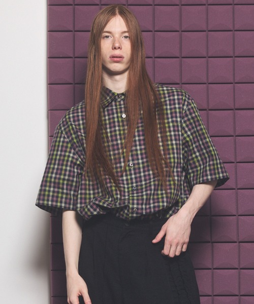 MAISON SPECIAL(メゾンスペシャル)の「《UNISEX》【Italian Dead Stock Fabric】Prime-Over Regular Collar Short Sleeve Shirt/【イタリアンデッドストックファブリック】プライムオーバーレギュラーカラーショートスリーブシャツ【MAISON SPECIAL/メゾンスペシャル】(シャツ/ブラウス・メンズ・ピンク/パープル/オレンジ/その他1/その他2/ブラック/グレー/チャコールグレー/ブルー・0/1/2)」の5枚目の写真