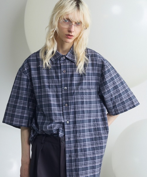 MAISON SPECIAL(メゾンスペシャル)の「《UNISEX》【Italian Dead Stock Fabric】Prime-Over Regular Collar Short Sleeve Shirt/【イタリアンデッドストックファブリック】プライムオーバーレギュラーカラーショートスリーブシャツ【MAISON SPECIAL/メゾンスペシャル】(シャツ/ブラウス・メンズ・ピンク/パープル/オレンジ/その他1/その他2/ブラック/グレー/チャコールグレー/ブルー・0/1/2)」の18枚目の写真