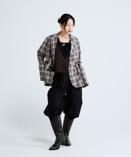 JEANASIS(ジーナシス)の「レーストリミングVベスト/666288(ベスト・レディース・ブラック/オフホワイト/ブラウン・FREE)」の13枚目の写真