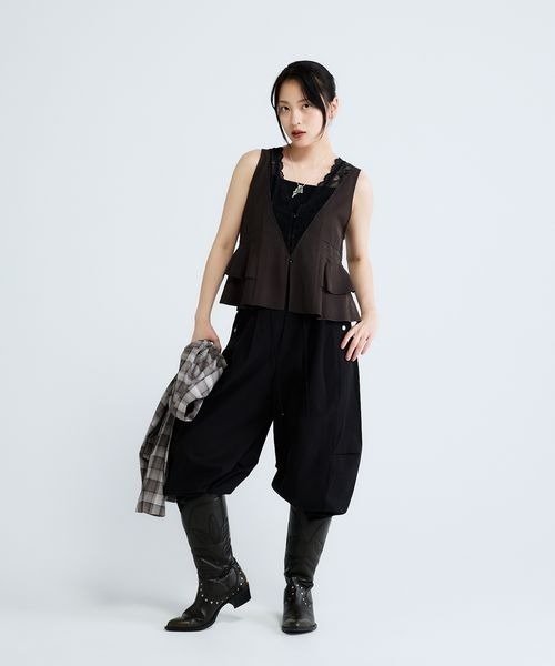 JEANASIS(ジーナシス)の「レーストリミングVベスト/666288(ベスト・レディース・ブラック/オフホワイト/ブラウン・FREE)」の16枚目の写真