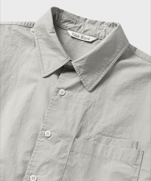 NONBLANK(ノンブランク)の「COTTON DRILL HSシャツ_LIGHT GREY(シャツ/ブラウス・メンズ・ライトグレー・MEDIUM/LARGE/X-LARGE)」の3枚目の写真