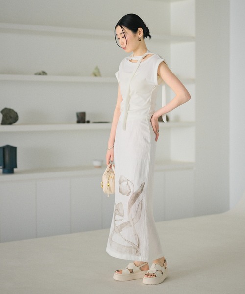 LAULEN（ローレン）の「nuance floral linen blend skirt /ニュアンスフラワーリネンブレンドロングスカート（スカート・レディース・ホワイト/ベージュ・M/S）」の10枚目の写真