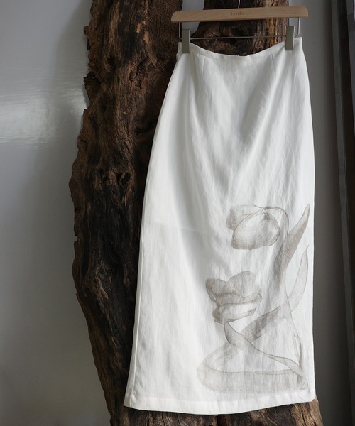 LAULEN（ローレン）の「nuance floral linen blend skirt /ニュアンスフラワーリネンブレンドロングスカート（スカート・レディース・ホワイト/ベージュ・M/S）」の17枚目の写真
