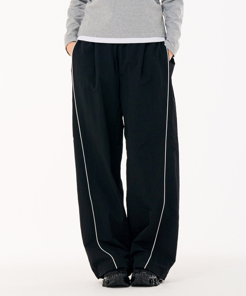 CHASECULT(チェイスカルト)の「レディース カーブドワイドパンツ-FBRG2292C03(スウェットパンツ・レディース・ブラック・67/70/76)」の2枚目の写真