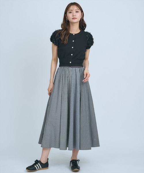 AND COUTURE(アンドクチュール)の「サッカーストライプ柄組み合わせロングスカート(スカート・レディース・ネイビー/ブラック・FREE)」の4枚目の写真