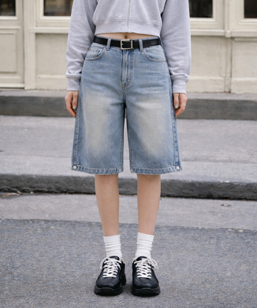 BBAEBBAE(ペッペ)の「サイド切り替えスナップバミューダハーフデニムショートパンツ2カラー(その他パンツ・レディース・ブラック/ブルー・SMALL/MEDIUM/LARGE/X-LARGE)」の3枚目の写真