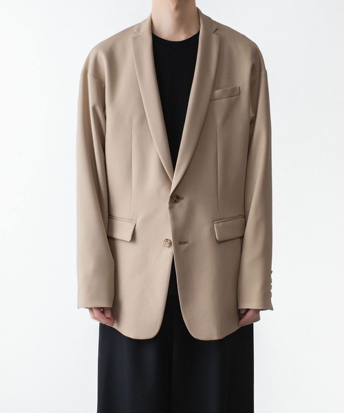 ato(アトウ)の「2 BUTTON NEW RECYCLE POLYESTER JACKET(テーラードジャケット・メンズ・ベージュ/ブラック/トップグレー・44/48/46)」の4枚目の写真