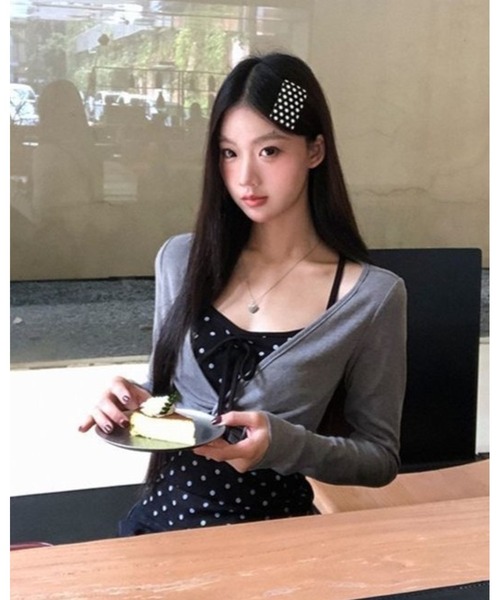 inst.ALL（インストール）の「ドットレイヤード風ツイストトップス（Tシャツ/カットソー・レディース・ブラック×グレー・M）」の3枚目の写真
