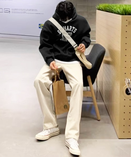 NOWLE(ノウル)の「【NOWLE】アーチカレッジ ロゴ プリント スウェットパーカー / フーディー(パーカー・メンズ・ブラック・LARGE/SMALL)」の3枚目の写真