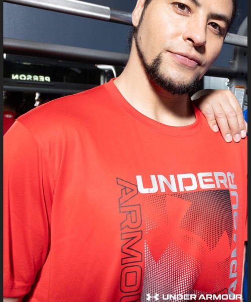 UNDER ARMOUR(アンダーアーマー)の「Tシャツ 半袖 メンズ 大きいサイズ サカゼン80周年記念 オリジナルデザイン クルーネック GRADATION トップスカジュアル 春 夏(Tシャツ/カットソー・メンズ・レッド/ブラック・3XL/4XL/5XL/6XL)」の9枚目の写真