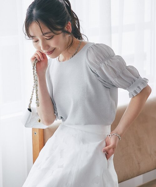 La boutique BonBon(ラブティックボンボン)の「【二の腕カバーのお上品見え】シャーリング5分袖ラメニット(ニット/セーター・レディース・シルバー/バイオレット・FREE)」の1枚目の写真