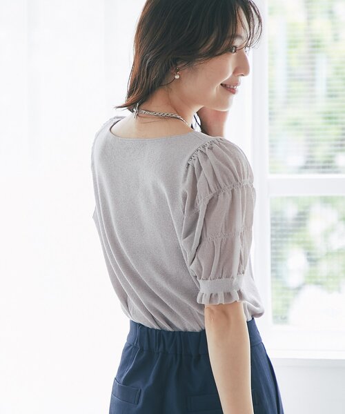 La boutique BonBon(ラブティックボンボン)の「【二の腕カバーのお上品見え】シャーリング5分袖ラメニット(ニット/セーター・レディース・シルバー/バイオレット・FREE)」の5枚目の写真