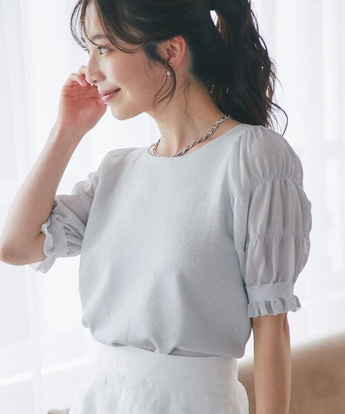 La boutique BonBon(ラブティックボンボン)の「【二の腕カバーのお上品見え】シャーリング5分袖ラメニット(ニット/セーター・レディース・シルバー/バイオレット・FREE)」の11枚目の写真