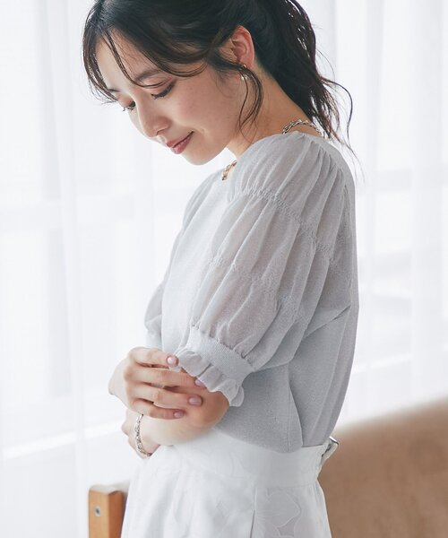 La boutique BonBon(ラブティックボンボン)の「【二の腕カバーのお上品見え】シャーリング5分袖ラメニット(ニット/セーター・レディース・シルバー/バイオレット・FREE)」の12枚目の写真