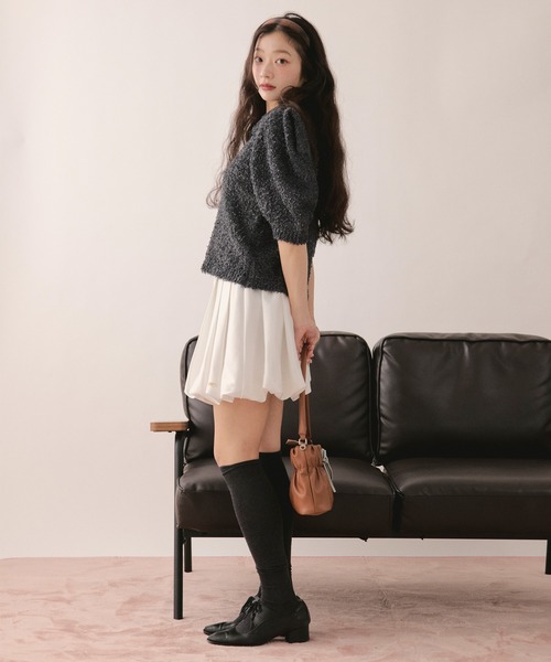 loin nuit（ロワンニュイ）の「puff sleeve color knit / パフスリーブカラーニット（ニット/セーター・レディース・チャコールグレー/ブルー/レッド・FREE）」の19枚目の写真
