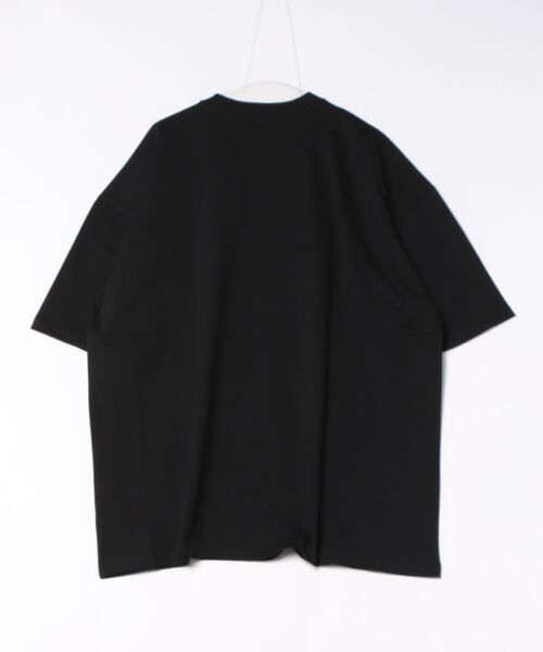 a.p.o.v.(エーピーオービー)の「a.p.o.v. マッスルキャラプリントスーパーオーバーサイズコットンTシャツ(Tシャツ/カットソー・メンズ・ブラック/ブルー/ホワイト・ONESIZE)」の4枚目の写真