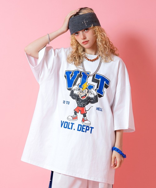 a.p.o.v.(エーピーオービー)の「a.p.o.v. マッスルキャラプリントスーパーオーバーサイズコットンTシャツ(Tシャツ/カットソー・メンズ・ブラック/ブルー/ホワイト・ONESIZE)」の2枚目の写真