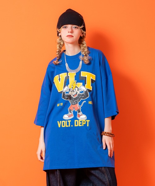 a.p.o.v.(エーピーオービー)の「a.p.o.v. マッスルキャラプリントスーパーオーバーサイズコットンTシャツ(Tシャツ/カットソー・メンズ・ブラック/ブルー/ホワイト・ONESIZE)」の3枚目の写真
