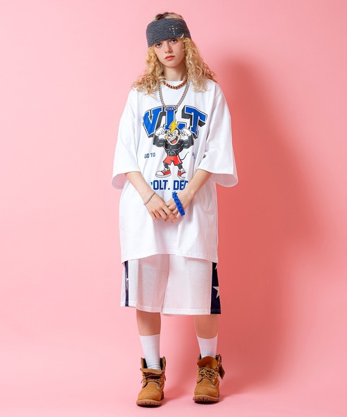 a.p.o.v.(エーピーオービー)の「a.p.o.v. マッスルキャラプリントスーパーオーバーサイズコットンTシャツ(Tシャツ/カットソー・メンズ・ブラック/ブルー/ホワイト・ONESIZE)」の10枚目の写真