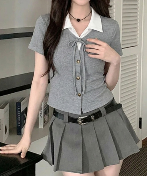 VIVID LADY(ビビッドレディー)の「レイヤード風 ショート丈 半袖リボントップス(Tシャツ/カットソー・レディース・グレー/ブラック・FREE)」の5枚目の写真
