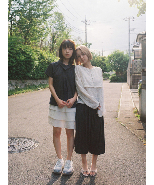 PEEVES PEEVES（フィブス フィブス）の「Floral Texture Cropped Cardigan / Cream（カーディガン/ボレロ・レディース・その他・OS）」の4枚目の写真