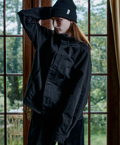 CASPER JOHN(キャスパージョン)の「High neck twill shirts/ハイネックツイルシャツ(シャツ/ブラウス・メンズ・ブラック/チャコールグレー・LARGE/X-SMALL/MEDIUM/SMALL)」の5枚目の写真