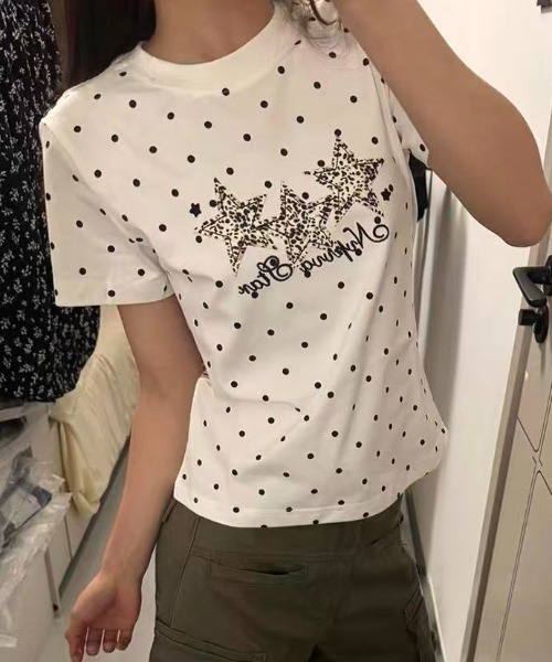 DIAVEL(ディアベル)の「【春夏新作】スターグラフィックドット柄Tシャツ(Tシャツ/カットソー・レディース・ホワイト・M)」の9枚目の写真