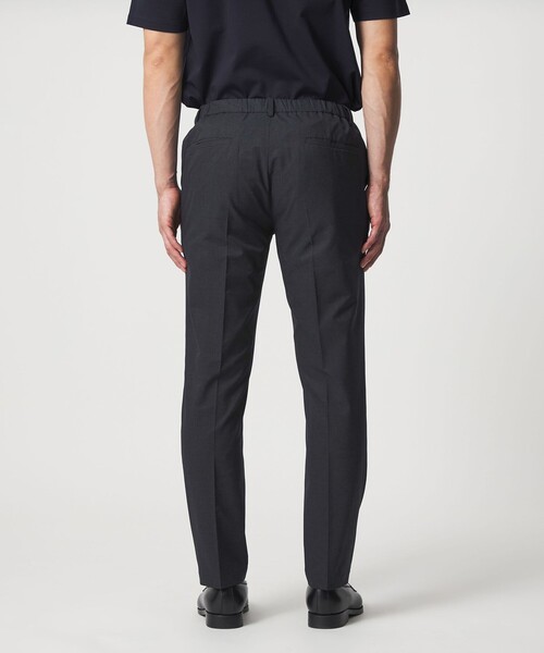 UNITED ARROWS(ユナイテッドアローズ)の「COOL DOTS プリント ノープリーツ テーパード パンツ UA COZY ウォッシャブル 2WAYストレッチ(スラックス・メンズ・ダークグレー/ネイビー・M/L/S/XL/XXL)」の11枚目の写真