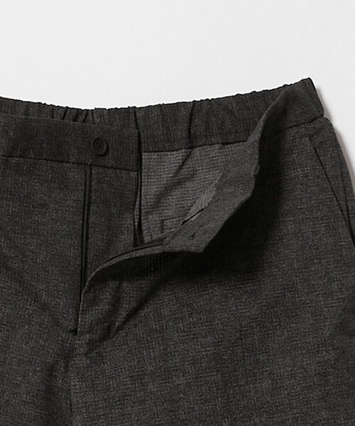 UNITED ARROWS(ユナイテッドアローズ)の「COOL DOTS プリント ノープリーツ テーパード パンツ UA COZY ウォッシャブル 2WAYストレッチ(スラックス・メンズ・ダークグレー/ネイビー・M/L/S/XL/XXL)」の9枚目の写真