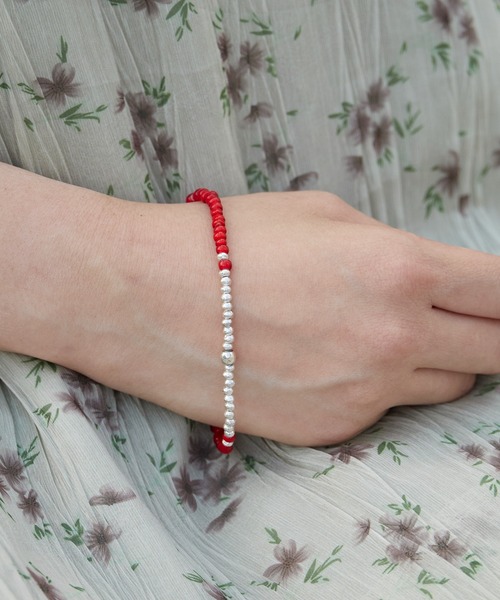 SunKu(サンク)の「SunKu/サンク Red Vintage Beads & Silver Peace Hook Bracelet レッド ヴィンテージ ビーズ シルバー ピース フック ブレスレット メンズ レディース 2026年 夏 夏服(ブレスレット・メンズ・レッド・FREE)」の5枚目の写真